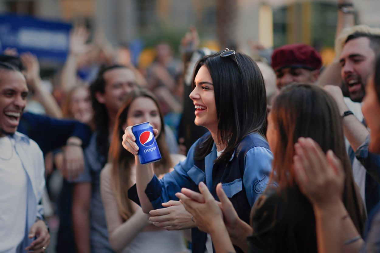 Afbeelding van Berg van kritiek op Pepsi spot
