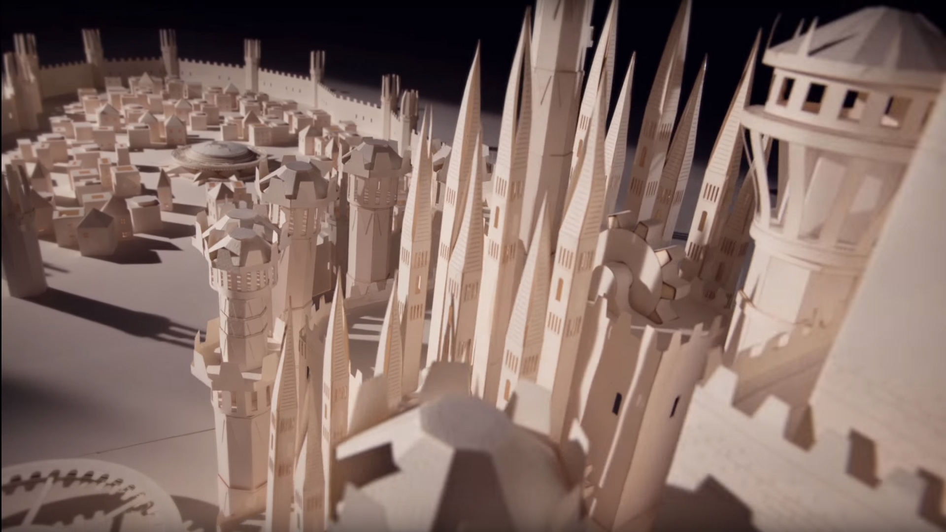 Game of Thrones intro papier